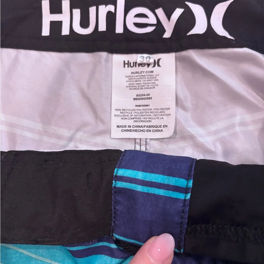 Hurley Men’s Swim Trunks – Size 30 – Multi-Color Blue